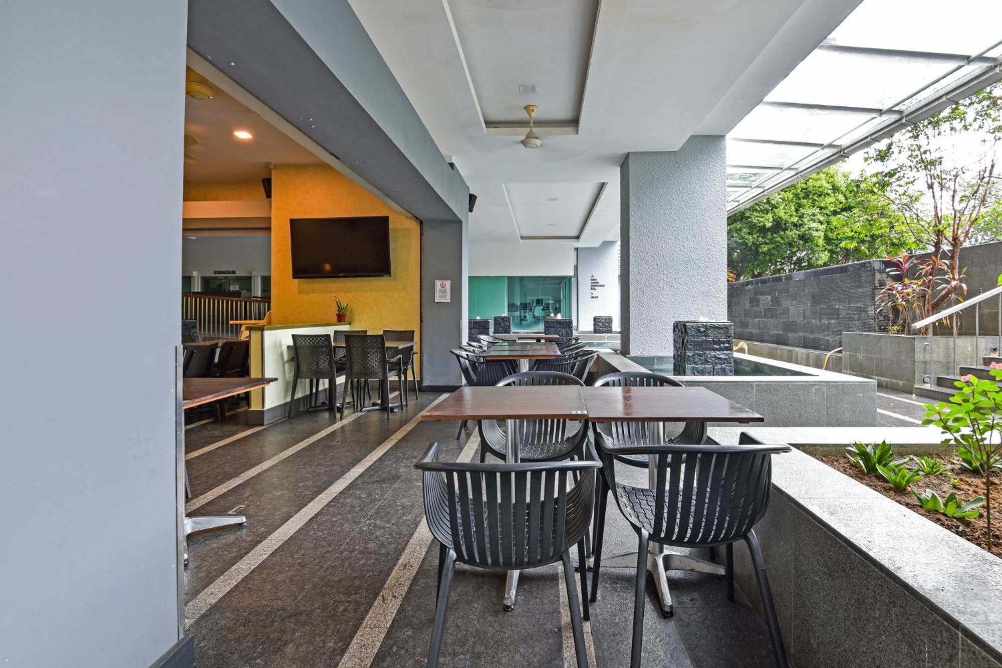 Sunday Hotel Near Petronas Twin Tower Formerly Suasana Suites Куала-Лумпур Экстерьер фото